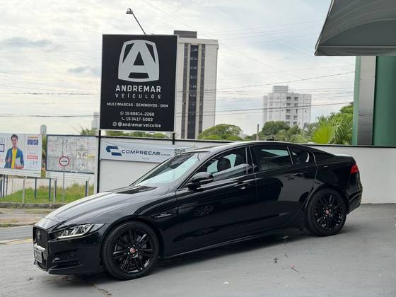 JAGUAR XE 2.0 16V SI4 TURBO GASOLINA R-SPORT 4P AUTOMÁTICO JAGUAR XE 2.0 16V SI4 TURBO GASOLINA R-SPORT 4P AUTOMÁTICO